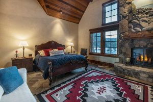 WEB-10-Lahontan-Realty-Home-358-primary-bedroom