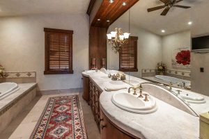WEB-11-Lahontan-Realty-Home-358-primary-bathroom