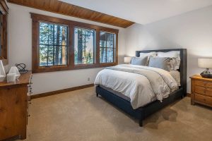 Truckee Luxury Homes for sale at 11305 Elle Ellen, Truckee, Ca