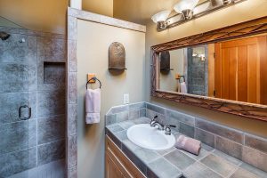 Truckee Lahontan Luxury home for sale - 8455 Lahontan Drive