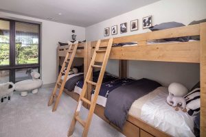 Lahontan Realty Home 323