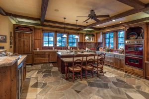 WEB-8-Lahontan-Realty-Home-358-kitchen-2